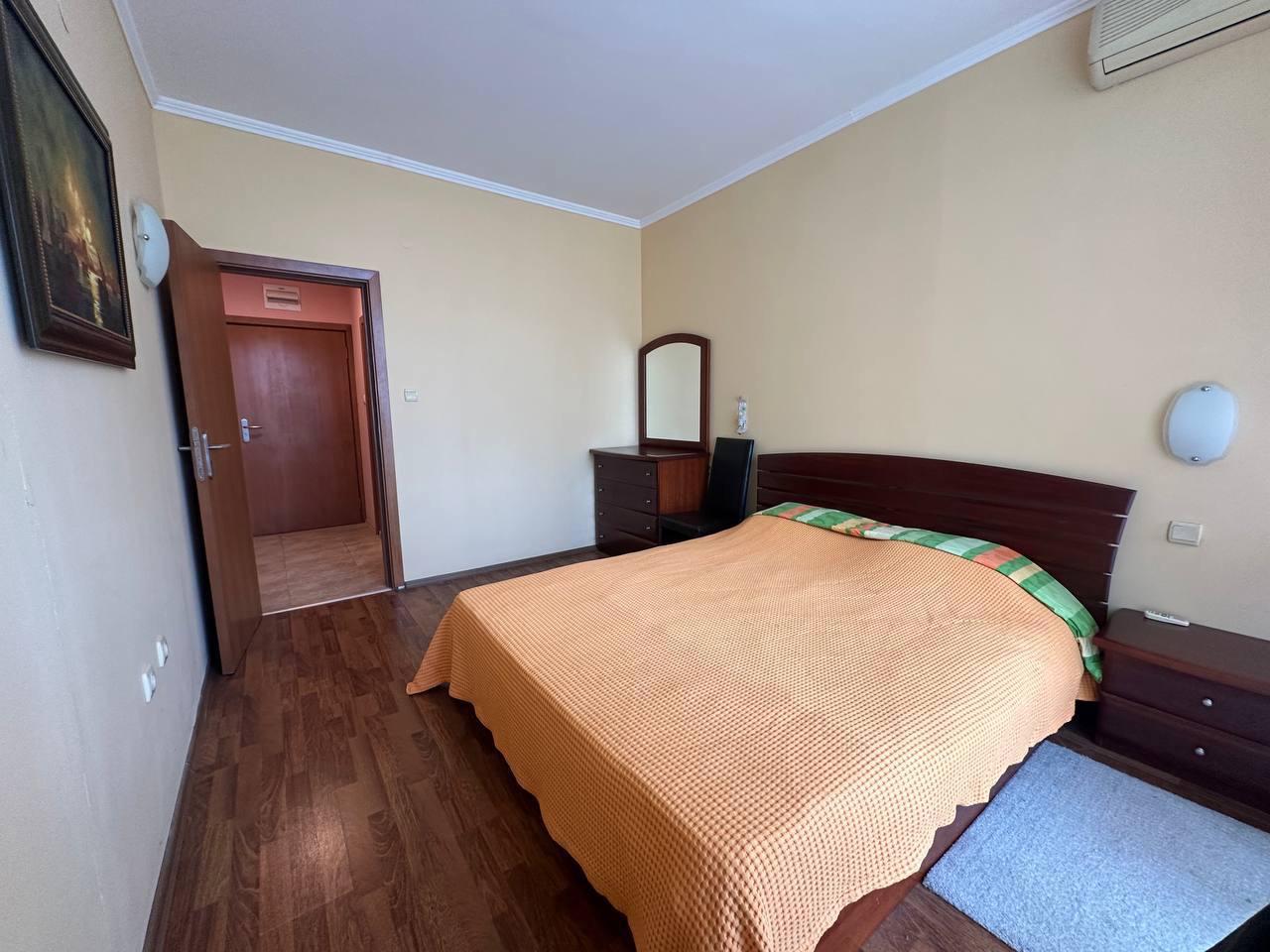 Dwupokojowy apartament w centrum Nesebyru z częściowym widokiem na morze