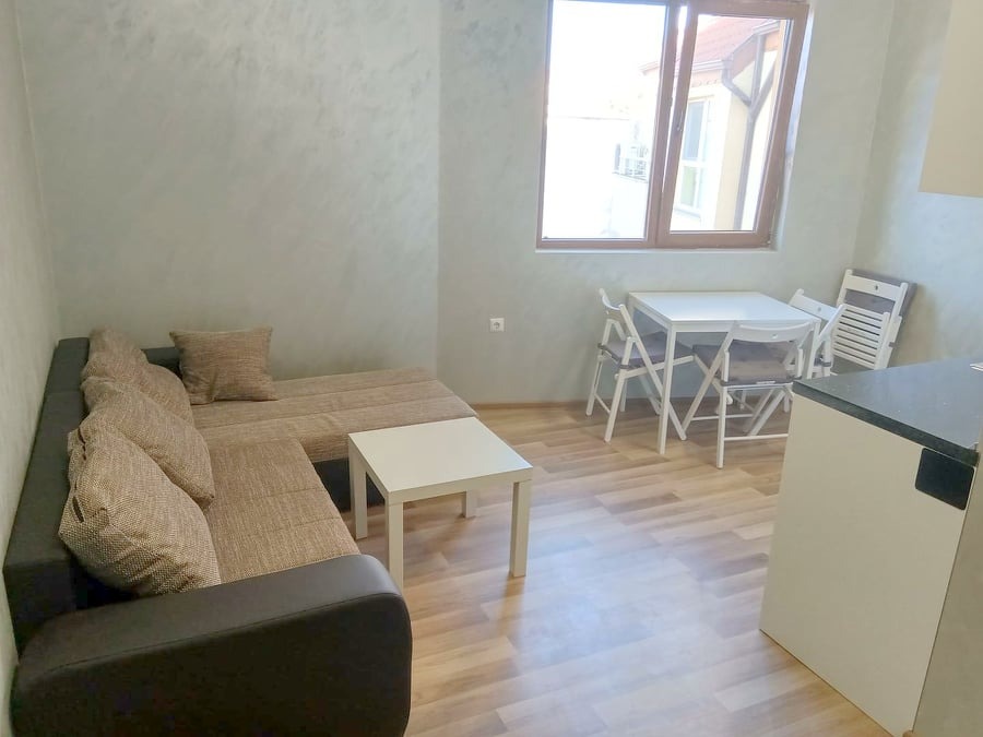 Nowoczesne mieszkanie jednopokojowe – szerokie centrum Warny